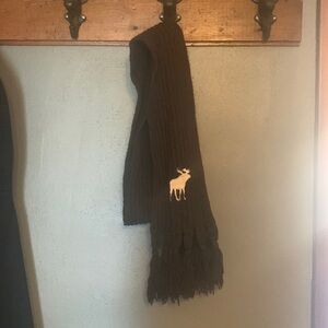 Abercrombie & Fitch scarf